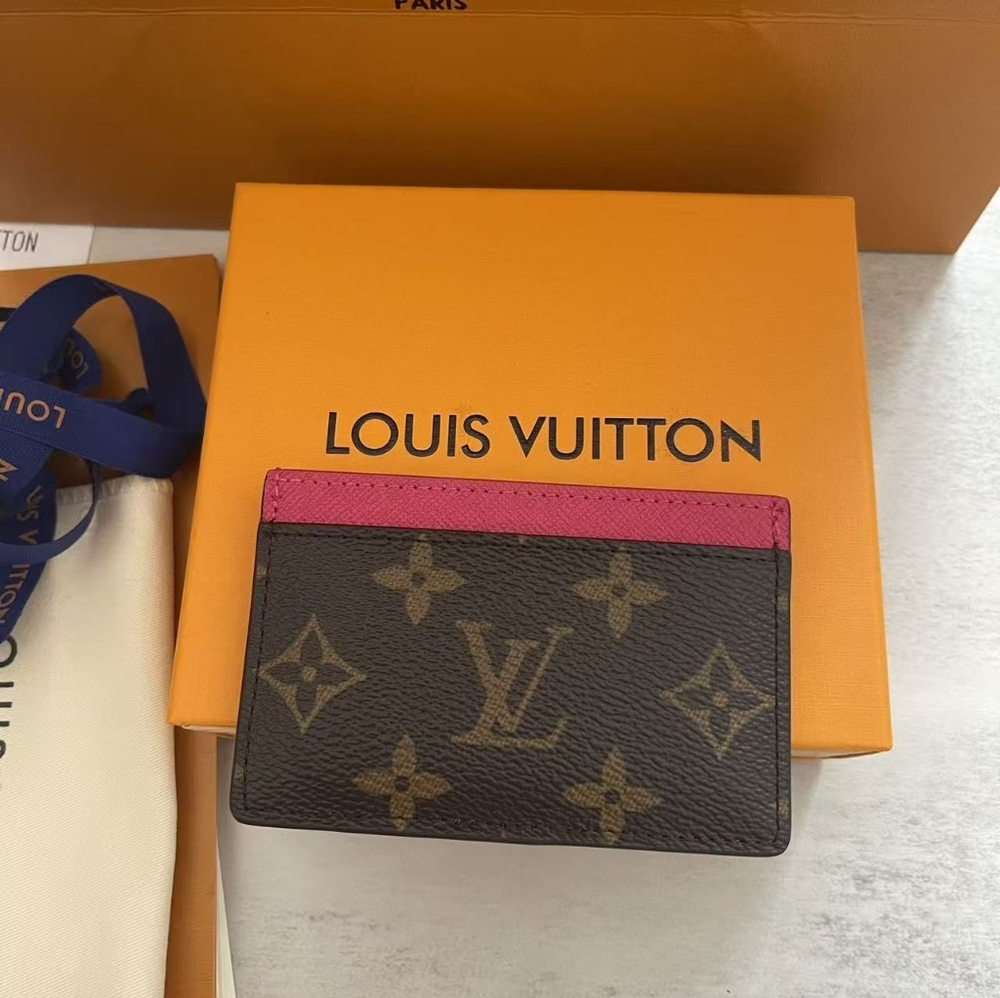 Louis Vuitton Panda Card Case - Picture 9 of 10